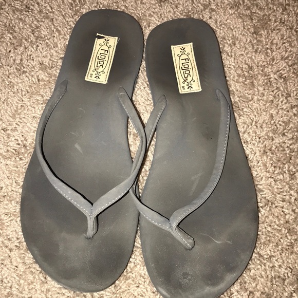 flojos flip flops